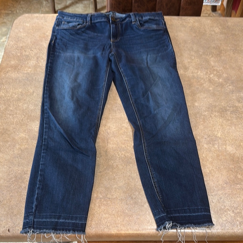 Women’s prosperity jeans, size 31P inseam measures about 25.5”